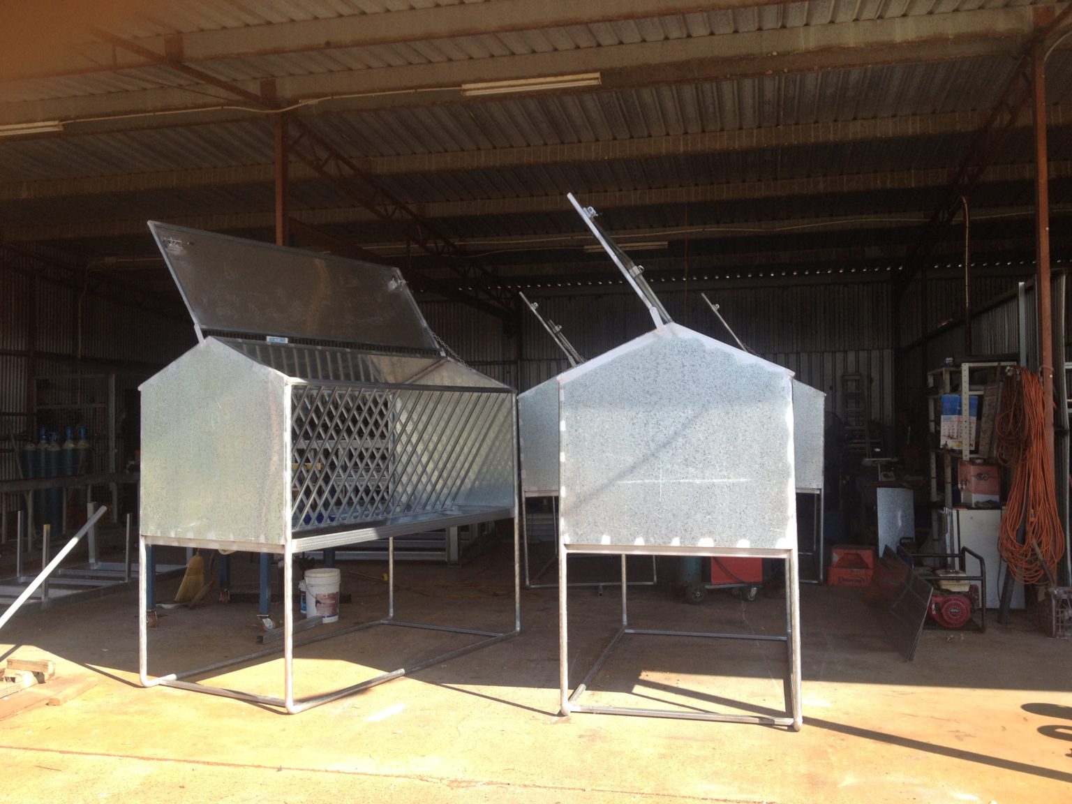 Horse Feeder Paddock Hay Racks – Stephen Irwin